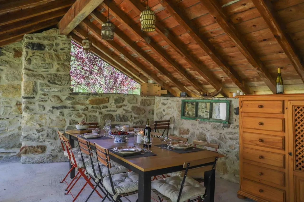 Le Domaine de Castille - chalet pyrénéen de charme Arrens-Marsous Villa